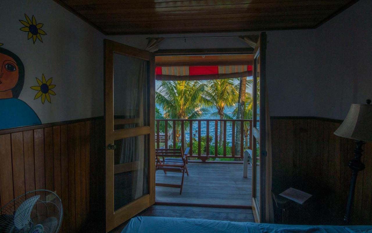 Casa Nostra Hotel Lívingston Buitenkant foto